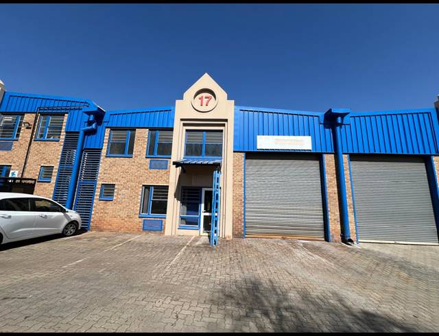 320M² WAREHOUSE TO LET IN LASER PARK
